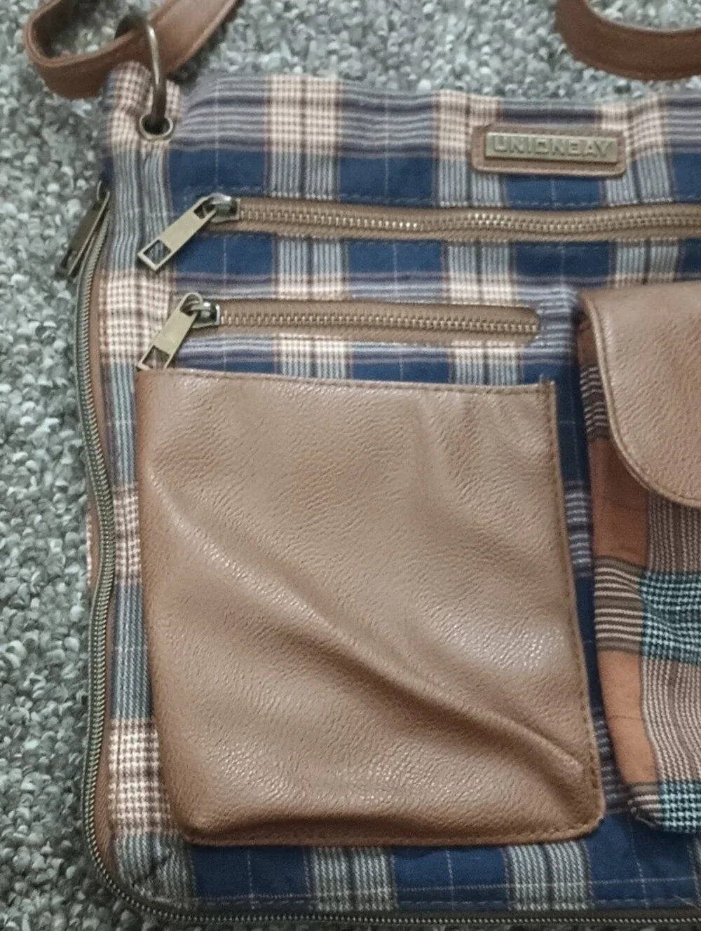 UNIONBAY Navy and Brown Plaid Crossbody Bag Great Condition Messanger Bag